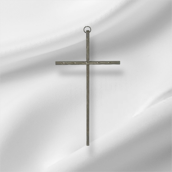 Other - CROSS Contemporary Modern Silver color Metal Wall hanging Home decor Like new